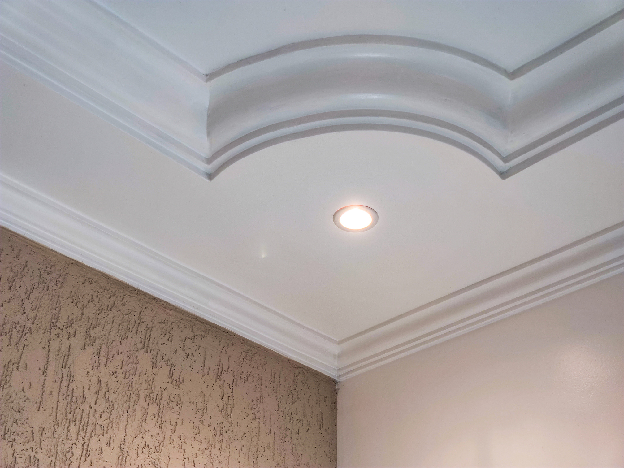 plaster ceiling in living room